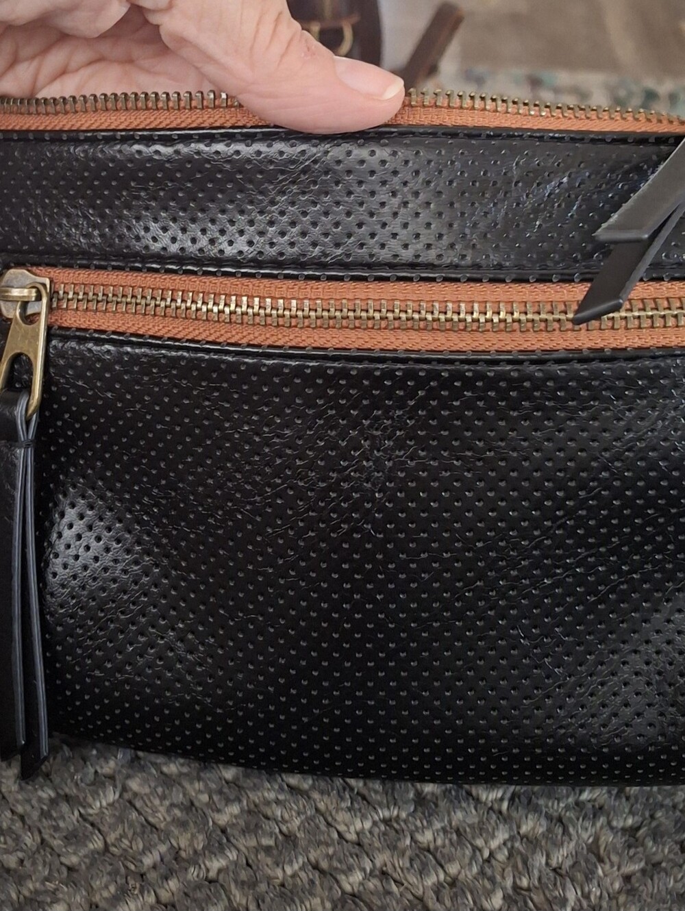 Universal Thread Black Perforated Leather WoMen’s Zip-Top Bag